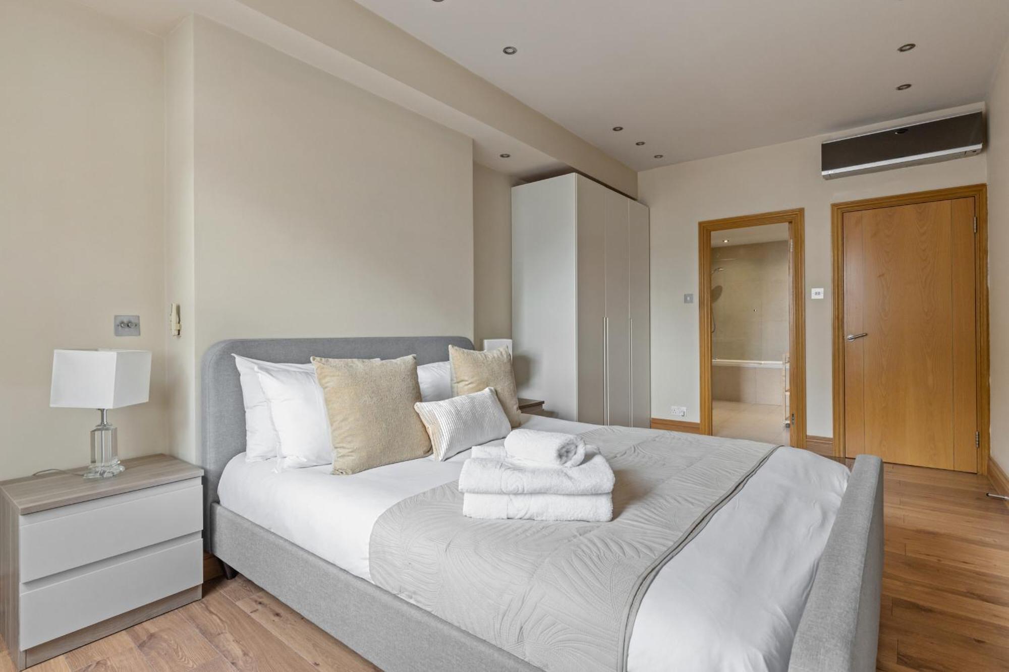 Enchanting Hideaway - La Reserve South Kensington London Exterior foto